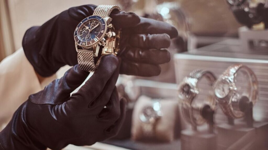 make1m luxury watches: The Perfect Combination of Style and Comfort